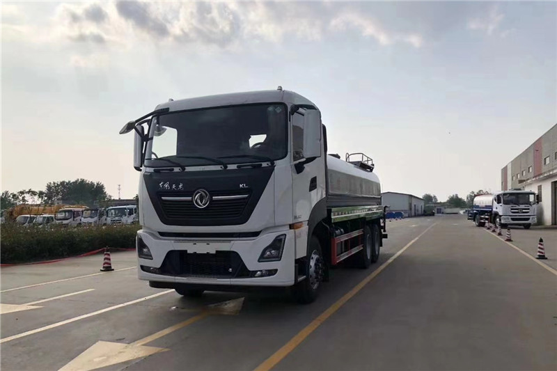 東風(fēng)天龍后八輪20噸噴霧車，國六綠化噴灑車